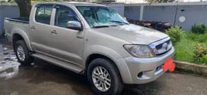 Toyota Hilux 2010 Manual Pickup