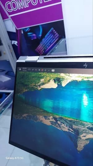 HP EliteBook x360 1040 G7 Laptop