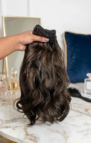 Highlight Wavy Phomi Hair