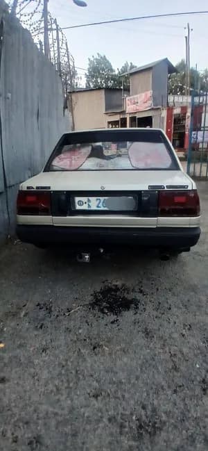 TOYOTA  DX GL 1987