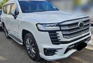 Toyota Land Cruiser V6 VXR 2023