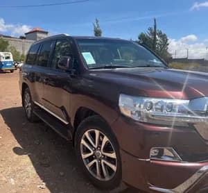 Toyota Landcruiser V8 VXR 2019