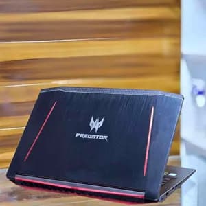Acer Predator Helios 300 i7 Gaming Laptop