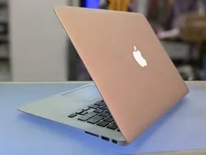 MacBook Air 2017 8GB 128GB