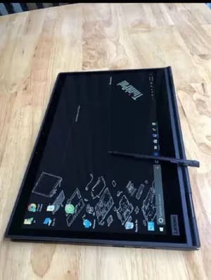 Lenovo ThinkPad Yoga X390 Laptop
