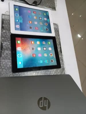 Apple iPad 2 16GB Tablet