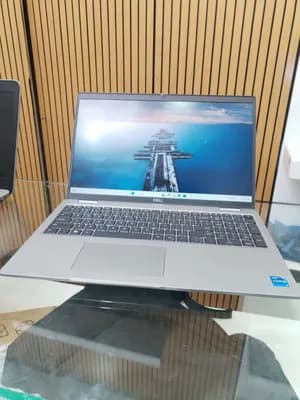 Dell Latitude 5540 Laptop