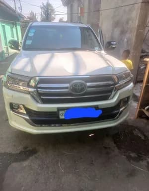 Toyota Landcruiser V8 VXR 2020