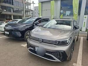Volkswagen ID.6 Crozz Pro 2023
