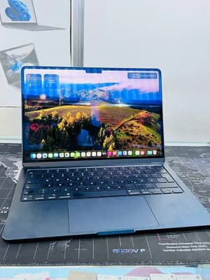 Apple MacBook Air M2 2022