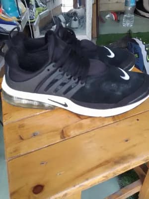 Nike Leather Sneakers Size 44