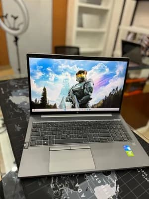 HP ZBook Firefly G8 i7 Workstation