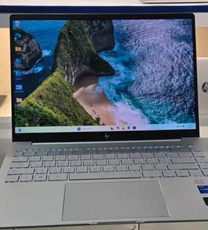 HP Pavilion Plus 14 Laptop