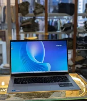 Medion 17E1e 4GB 128GB Laptop