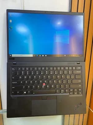 Lenovo ThinkPad X1 Carbon Gen 8