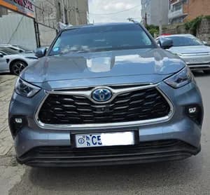 Toyota Highlander 2023 Limited 4th