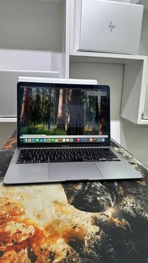Apple MacBook Air M1 8GB 256GB