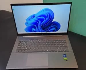 HP Envy Core Ultra 7 RTX 3050