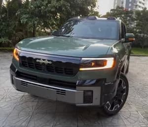 BYD Leopard 8 Plugin Hybrid 7 Seater