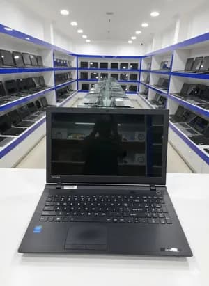 Toshiba 15.6 inch 8GB 500GB HDD used