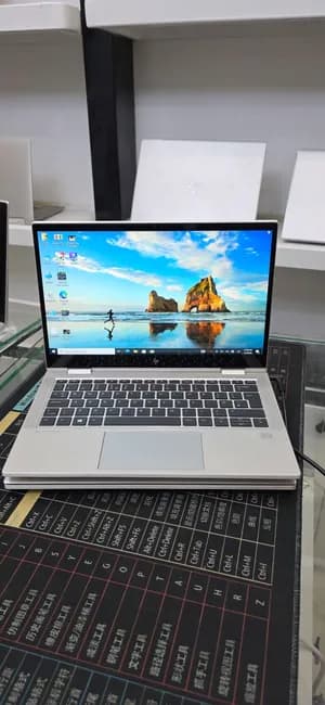 HP EliteBook x360 830 G8