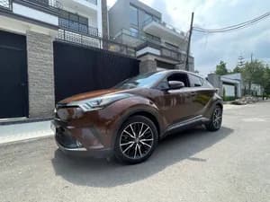 Toyota CHR 2017 1.2T AWD