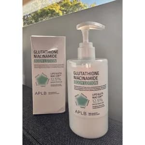 APLB Glutathione Niacinamide Body Lotion 300ml