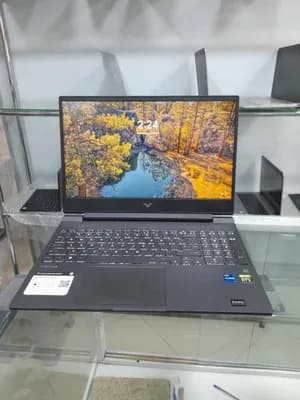 HP Victus 15 i7 RTX 3050