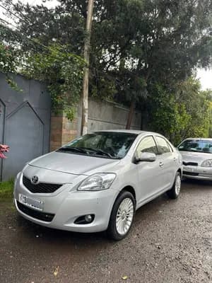 Toyota Yaris Belta 2010