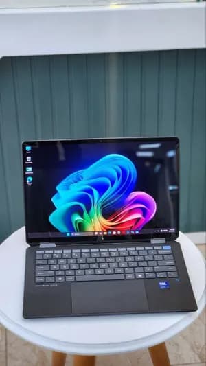 HP OmniBook Ultra Flip 14 Laptop