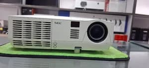 NEC V311X Projector