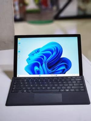 Microsoft Surface Pro 6 i7 8GB 256GB