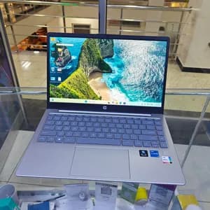 HP Notebook 15 i5 16GB 1TB SSD