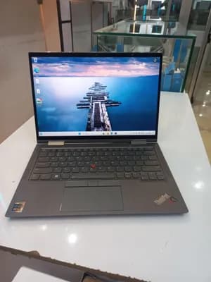 Lenovo ThinkPad X1 Yoga i7
