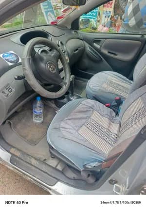 Toyota Vitz 2004