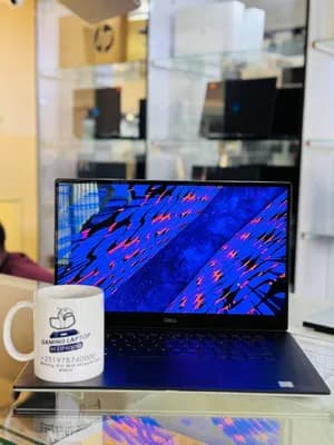 Brand New Dell XPS Laptop i7-9750H 16GB 512GB SSD 4K Touchscreen