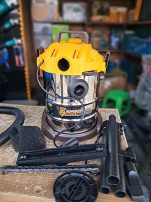 ingco vacuum cleaner