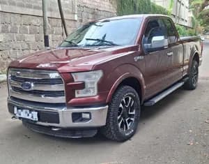 Ford F-150 Lariat 2015