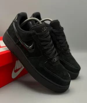 Nike Air Force 1 Suede Triple Black
