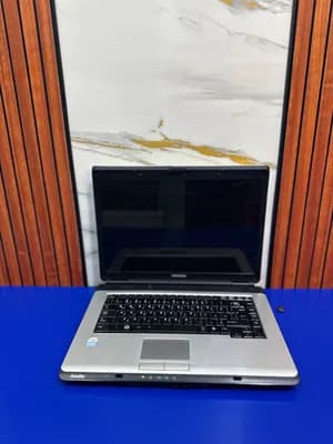 Toshiba Laptop 15.4 Inch 4GB RAM