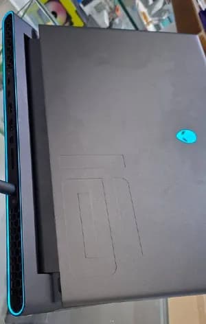 ALIENWARE m16 R1 (2025) – RTX 4080