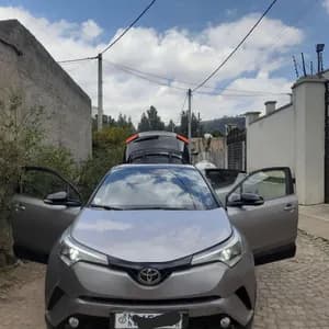 Toyota C-HR 2017 Automatic AWD