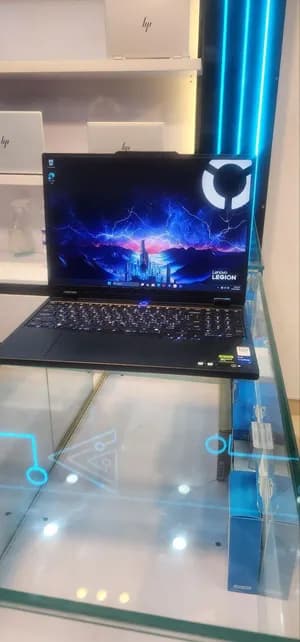Lenovo Legion 5 15IRX10 Gaming Laptop