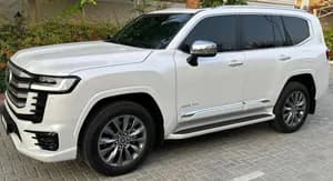 Toyota Land Cruiser 300 VXR V6