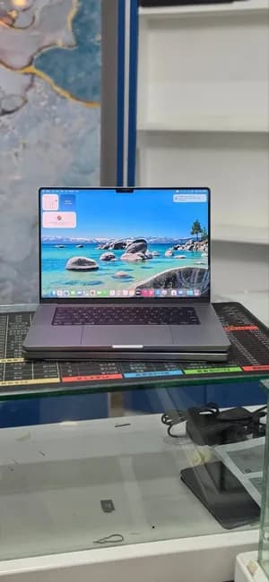 Apple MacBook Pro M1 Max 16-inch