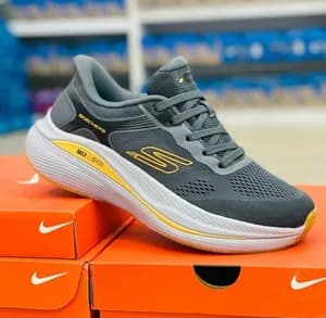 Skechers