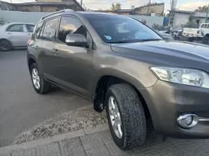 Toyota Rav4 2010 Automatic