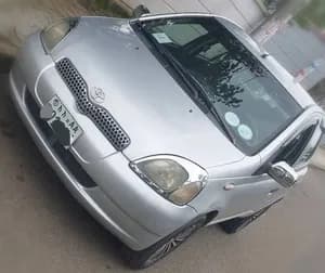 Toyota Vitz Yaris 2003 1.0L