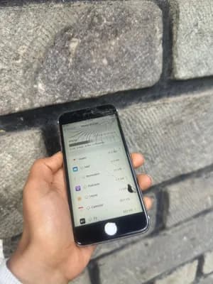 Apple iPhone 6s 16GB Gold