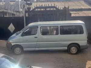Toyota Dolphin 2L Diesel 1997